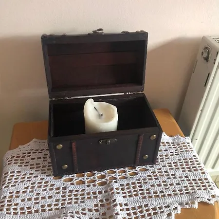 Leśna Pustać Pensjonat *