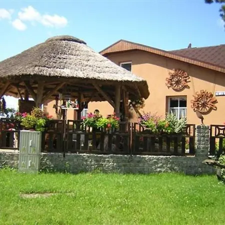 Leśna Pustać * Borne Sulinowo