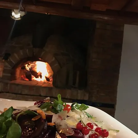 Leśna Pustać Pensjonat Borne Sulinowo